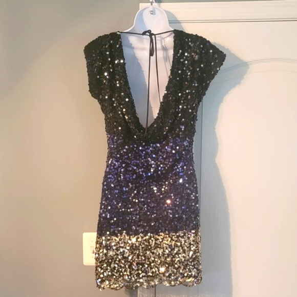 Arden B Sequin Cocktail Dress - Picture 4 of 6